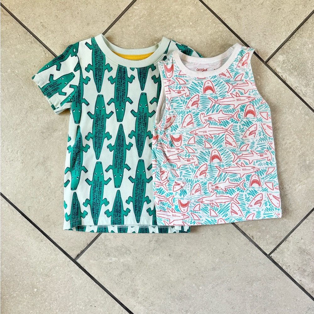 ❌SOLD❌ Cat & Jack Croc Short Sleeve T-shirt & Shark Tank 3T Bundle